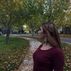 Meet your Posher, Harmony